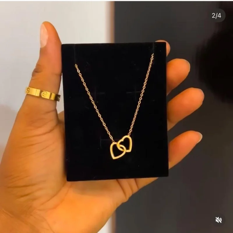 Double heart necklace 