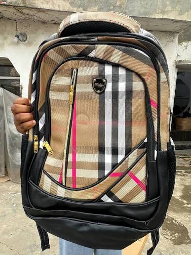 Fitted back bag